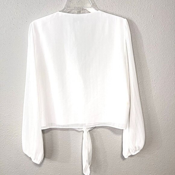 WAYF White Blouse Womens Size Large V-Neck Lace Trim Knotted Cropped Feminine - Picture 3 of 14